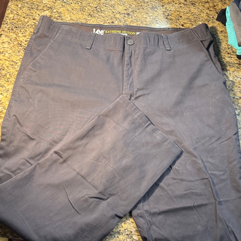 Lee Men's Slate Gray Chinos